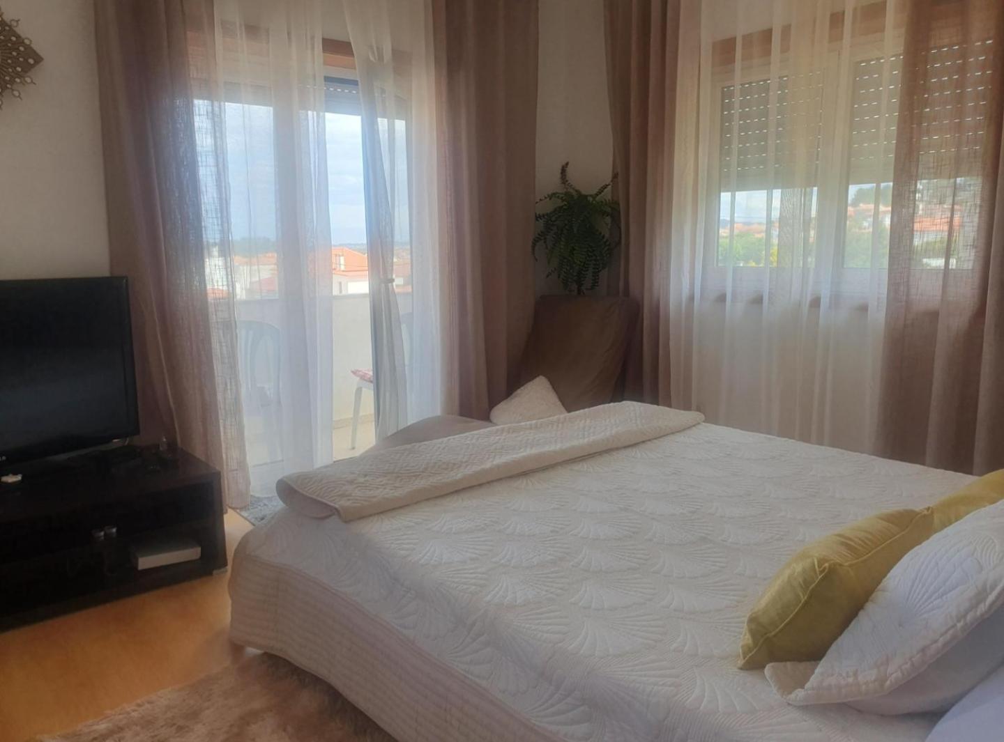 Grace House Apartment Belinho ภายนอก รูปภาพ
