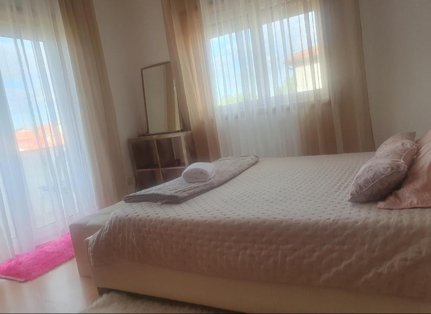 Grace House Apartment Belinho ภายนอก รูปภาพ